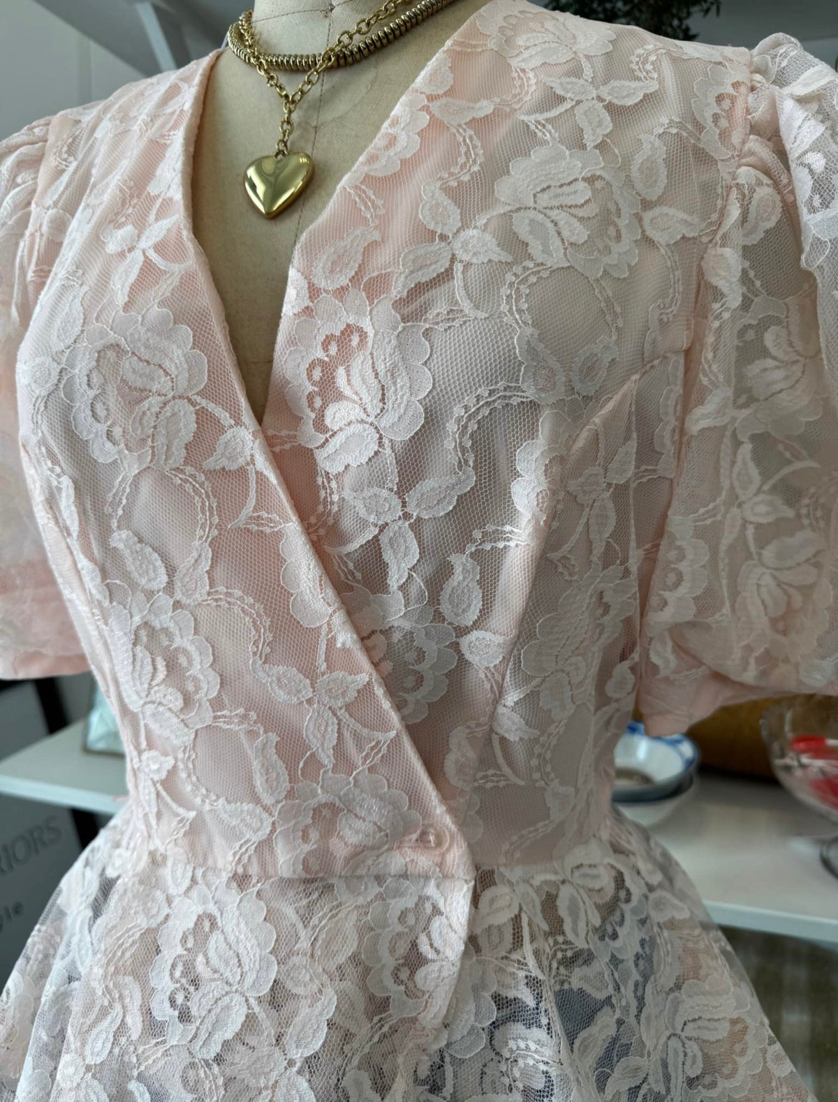 VINTAGE LACE TOP