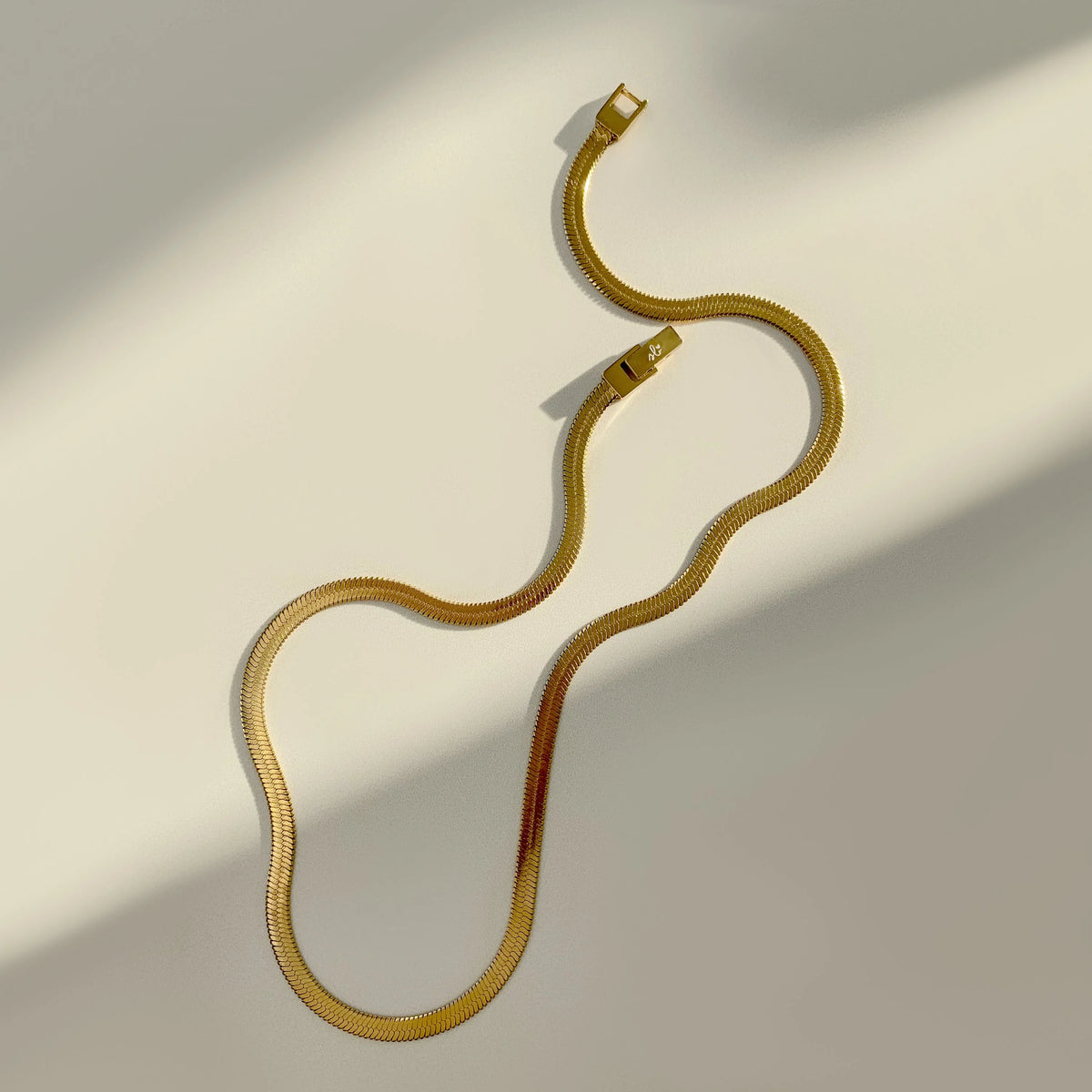 KEL NECKLACE