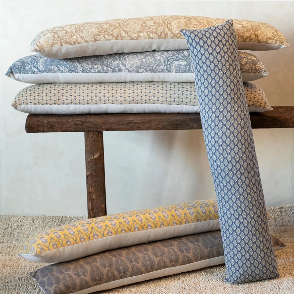 CALLA MINI LUMBAR PILLOW