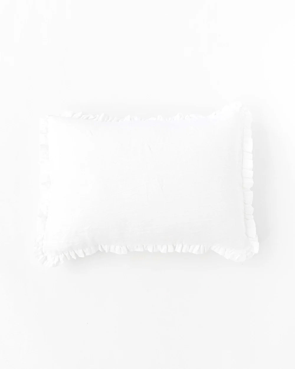 RUFFLE TRIM LINEN PILLOW SHAM IN WHITE