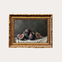 SEASONAL FIG W/ GOLD FRAME