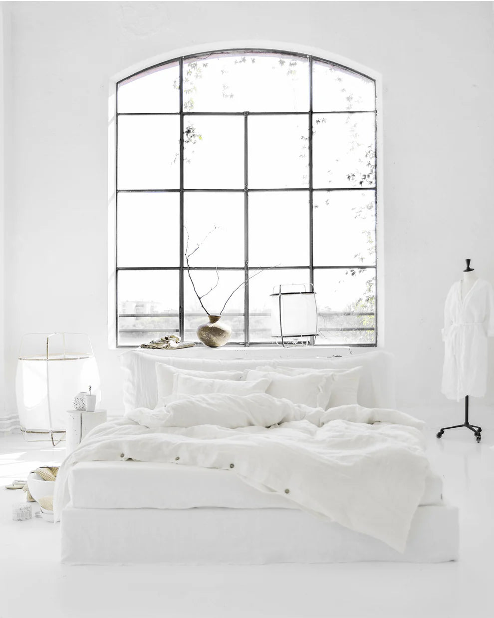 WHITE LINEN SHEET SET (PRE ORDER)